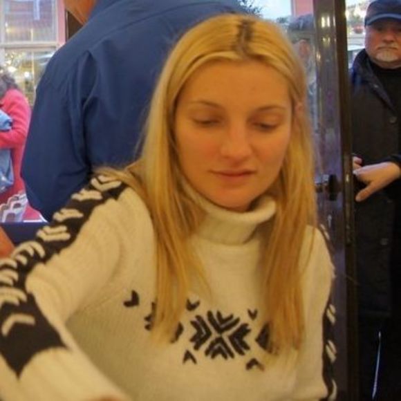 Meet your Posher, Mariya - Picture 1 of 1